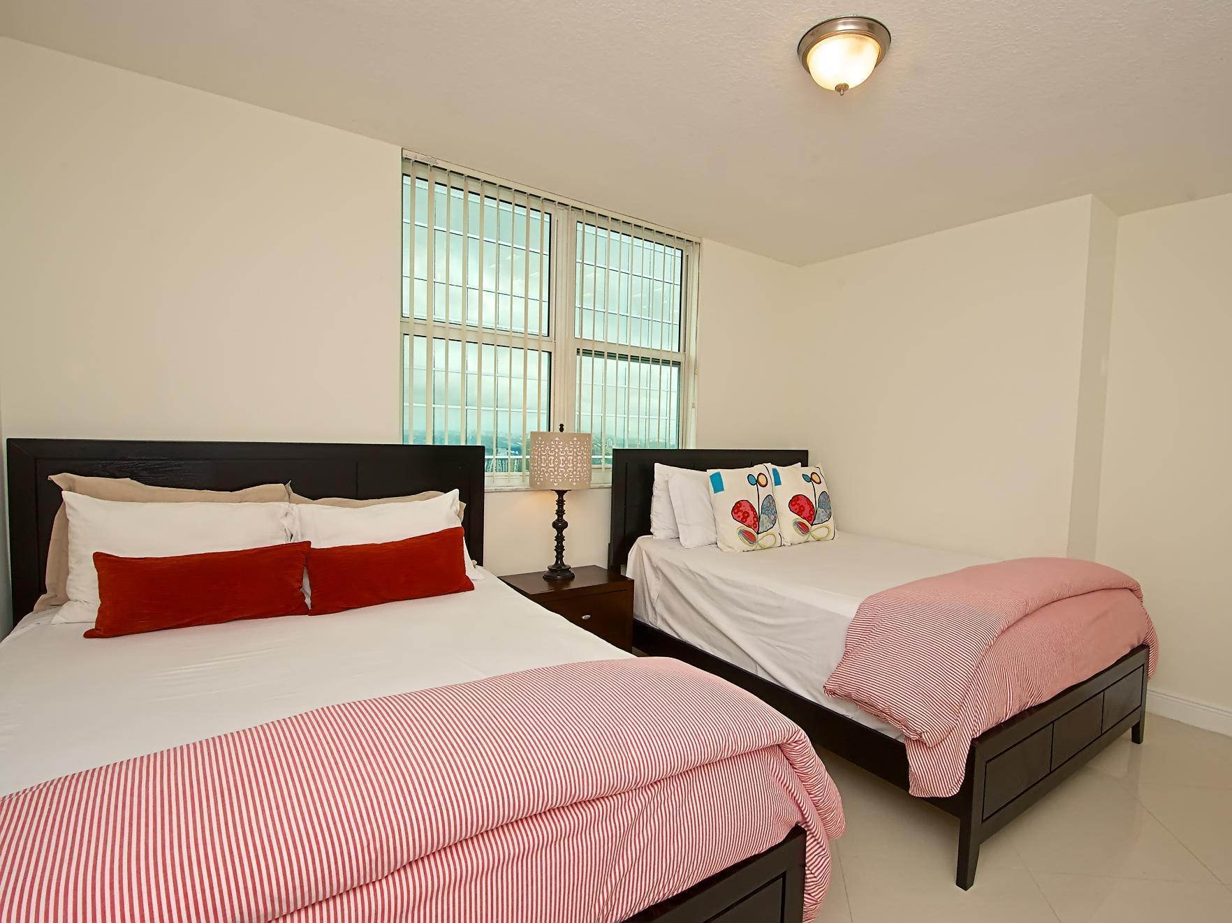 Churchill Suites Miami Brickell - One Broadway ภายนอก รูปภาพ