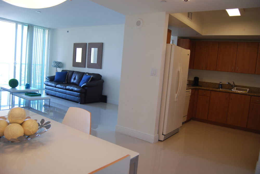 Churchill Suites Miami Brickell - One Broadway ภายนอก รูปภาพ