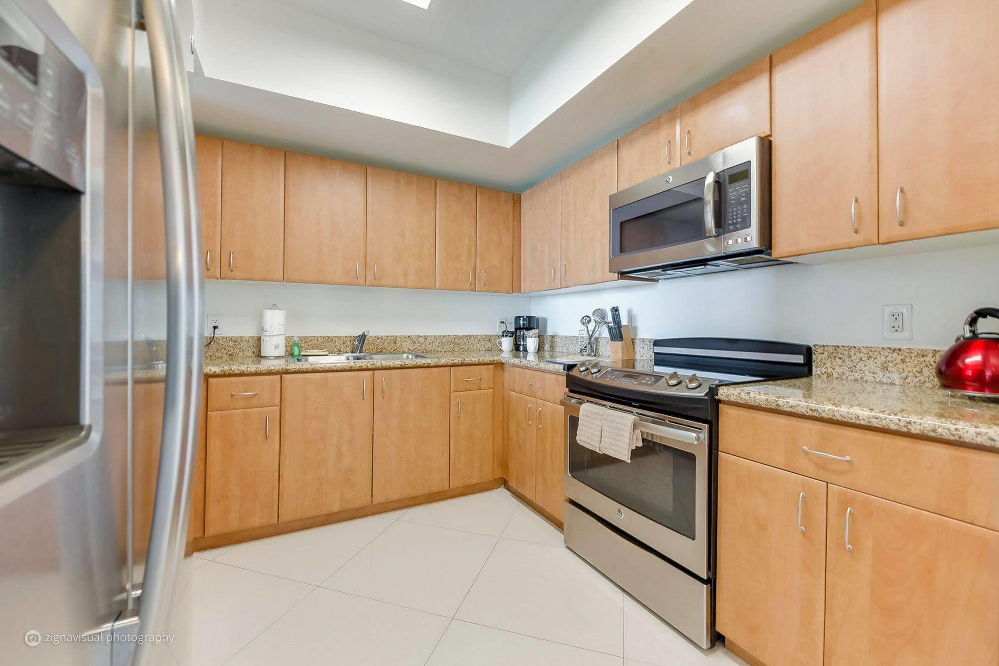 Churchill Suites Miami Brickell - One Broadway ภายนอก รูปภาพ