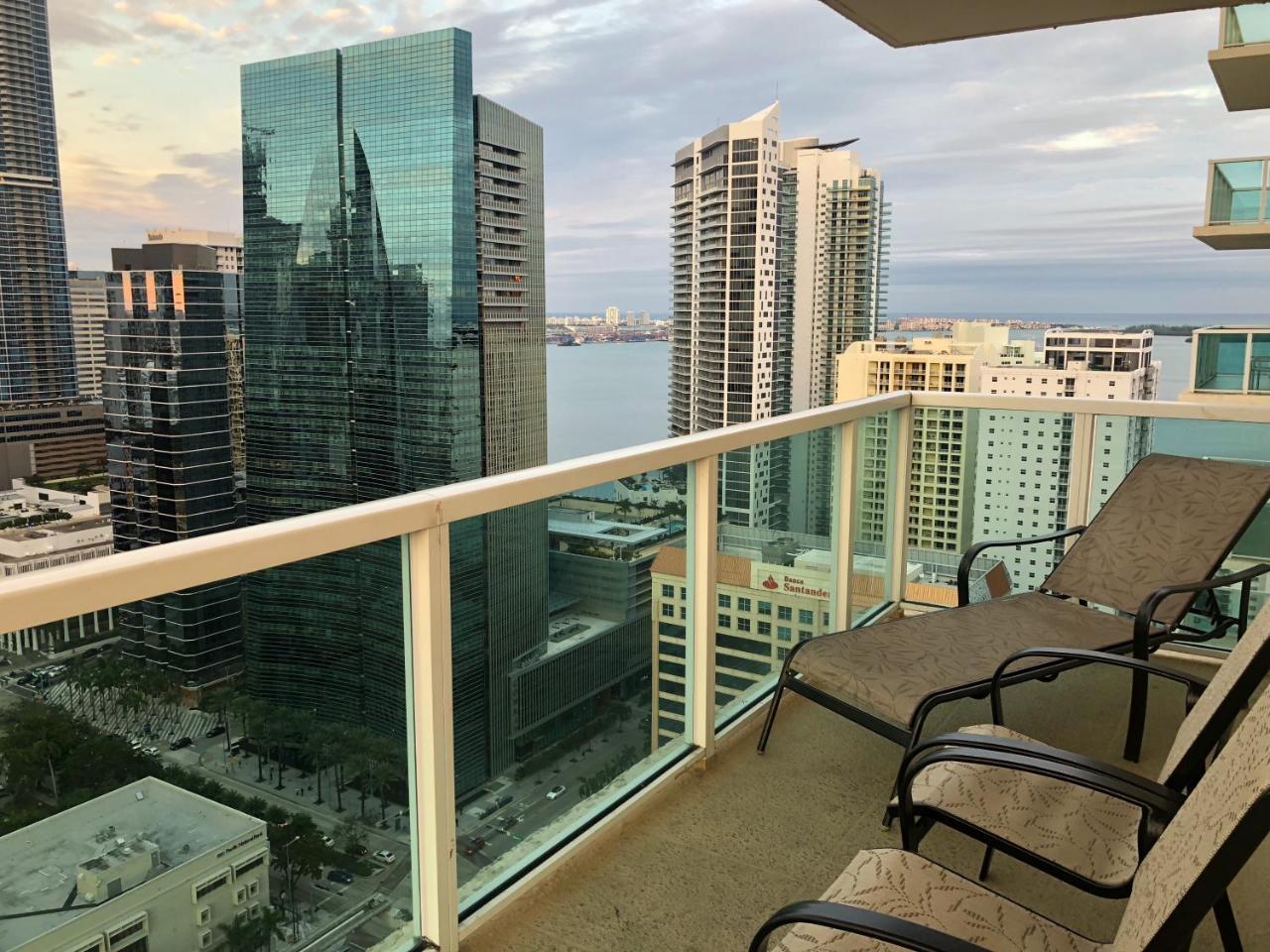 Churchill Suites Miami Brickell - One Broadway ภายนอก รูปภาพ
