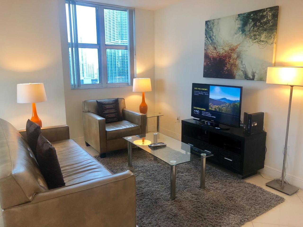 Churchill Suites Miami Brickell - One Broadway ภายนอก รูปภาพ