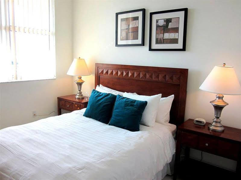 Churchill Suites Miami Brickell - One Broadway ภายนอก รูปภาพ