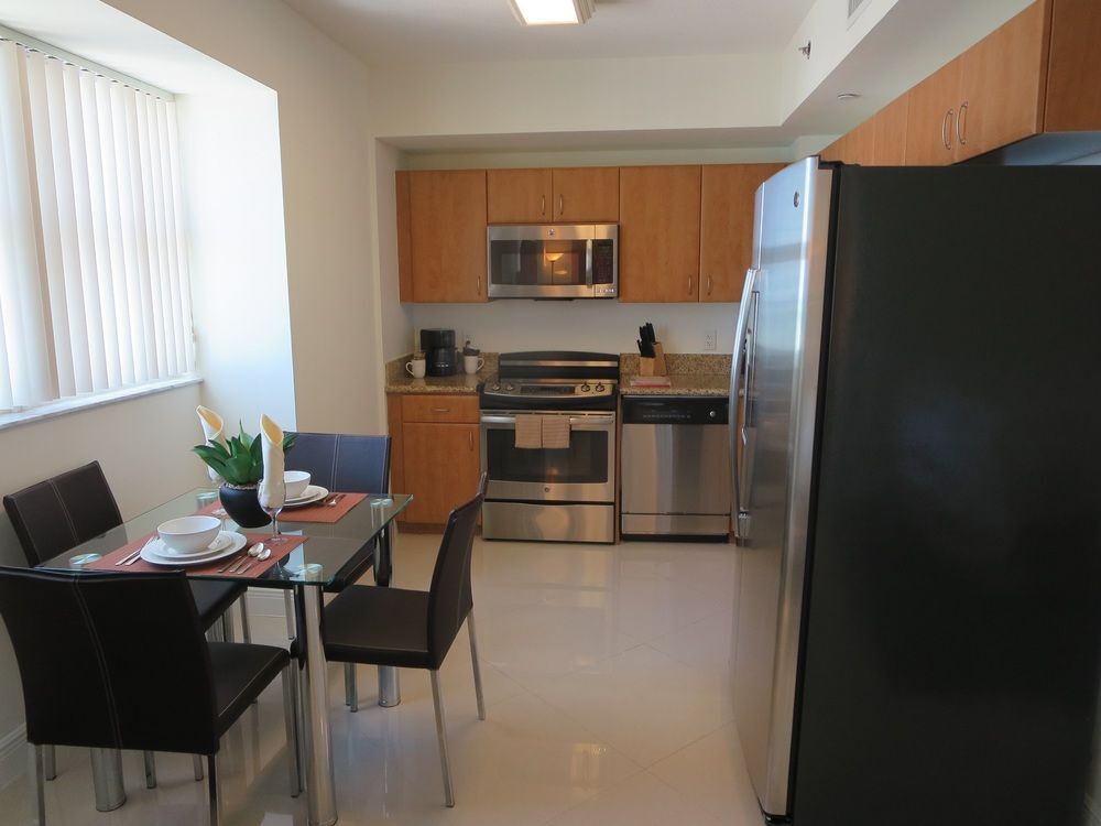 Churchill Suites Miami Brickell - One Broadway ภายนอก รูปภาพ