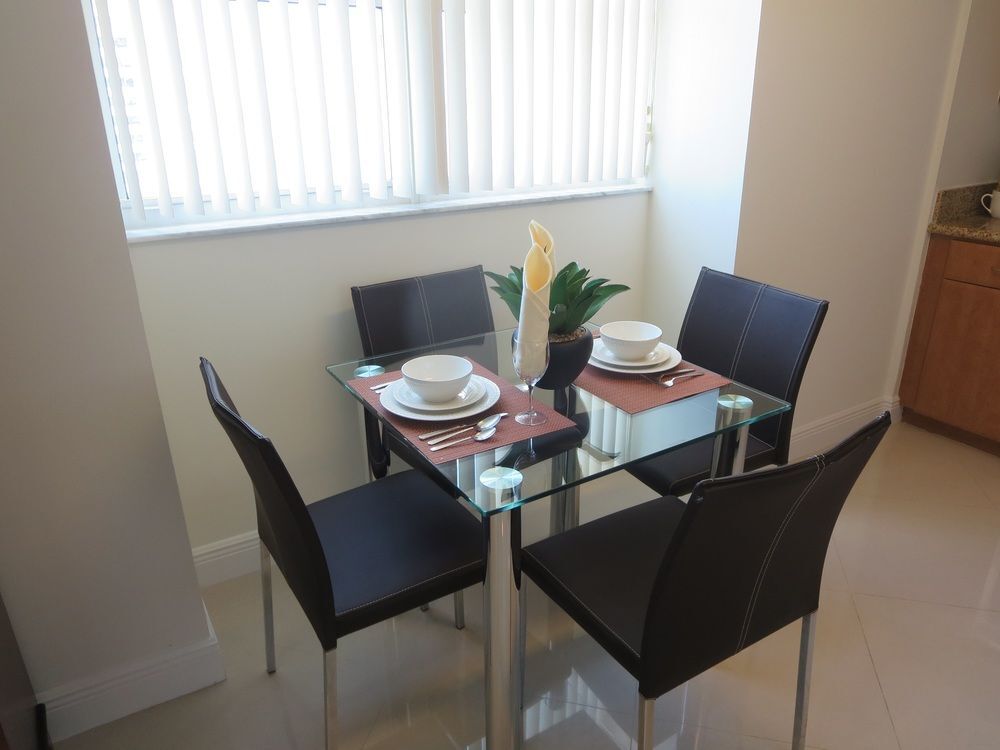 Churchill Suites Miami Brickell - One Broadway ภายนอก รูปภาพ
